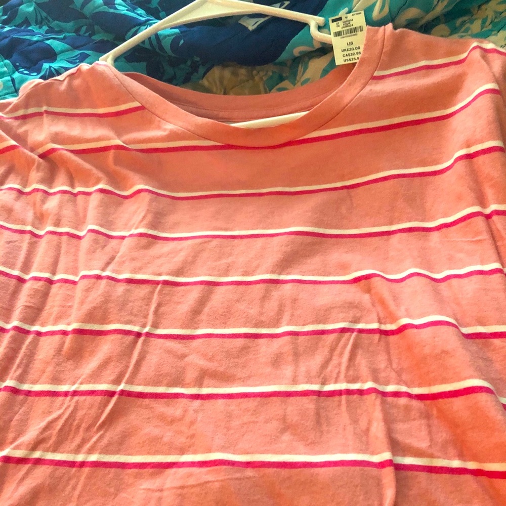 Pink t shirt